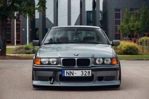 Spoiler splitter firma Niknak per BMW E36 M Sport M3 paraurti anteriore - Foto 1 di 8