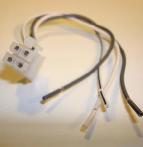 ROCKFORD FOSGATE 4 pin Speaker level input Harness 200s 150s 300s 400s 500s 700s - Picture 1 of 1