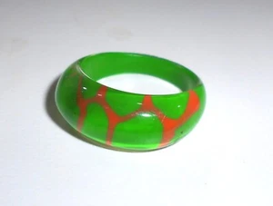Anillo Burbuja Acrílico Vintage Años 60 Grueso Mod Verde Manzana y Naranja Talla 8 - Imagen 1 de 1
