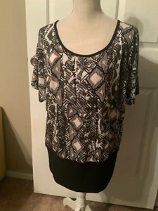 🌸 Cato Black White Print Ladies Stretchy Blouse Top Size L 🌸NWOT - Picture 1 of 9