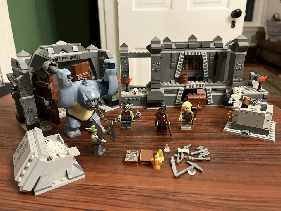 LEGO The Mines Of Moria 9473 -  No Boromir, Pippin, Axe or Box - See Description - Image 1 of 4