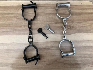 Vintage look Iron Hand Forged Handcuffs with Key Collectible - Picture 1 of 4
