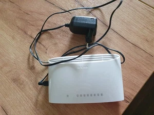 d-link dgs-1008d 8-port gigabit switch - Bild 1 von 2