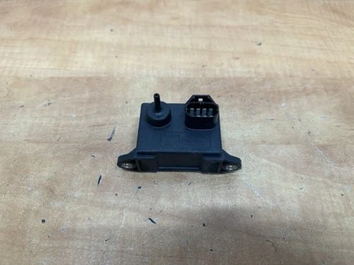 84-86 Mitsubishi Starion Conquest Turbo OEM Boost Sensor E1T15271 - Image 1 of 4