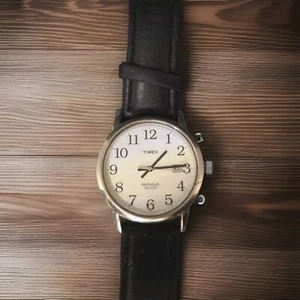 Timex Easy Reader Indiglo Watch Black Band - Picture 1 of 5