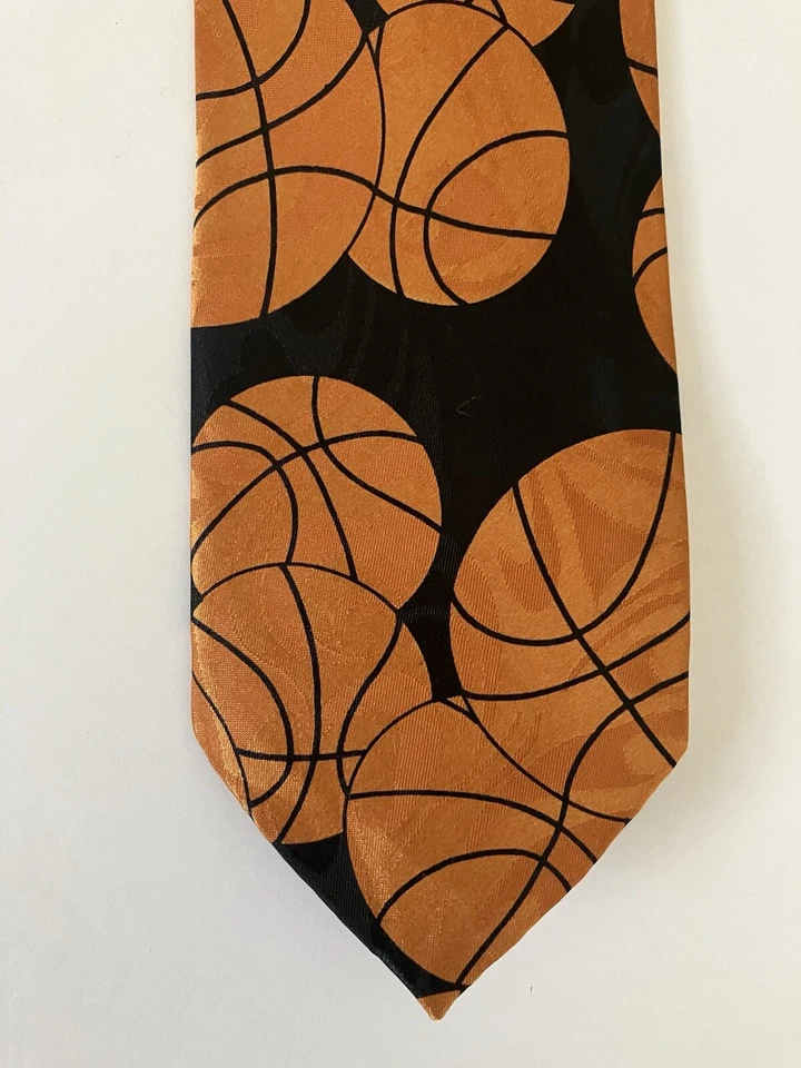 Corbata Fratello Hecha a Mano Para Hombre Poliéster Jacquard Baloncesto Repetición 58" Foto 1 de 4