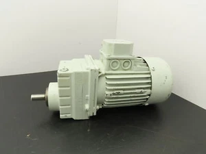 Lenze MDEMAXX 071-32 Inline Gear Motor 7.18 Reducer 238rpm .45kw 277/480V 3Ph - Picture 1 of 9
