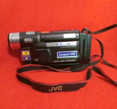 JVC Compact VHS Camcorder GR-AMX230U Ambico Carry Case NO CHARGER Powers On READ - Image 1 of 4