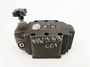 New Vickers XG-H-10-3-30 Reducing Valve 2850psi 630017 - No Box - Picture 1 of 6
