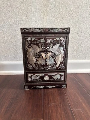 Exquisito Joyero Pájaro Madreperla Oriental con Incrustaciones 16 x 12" Iridiscente Foto 1 de 4