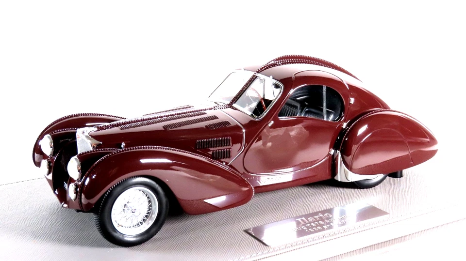 Ilario 1936 Bugatti T57S Atlantic #57473 Brown, Rare scale 1:18 INV# 4811 - Image 1 of 4