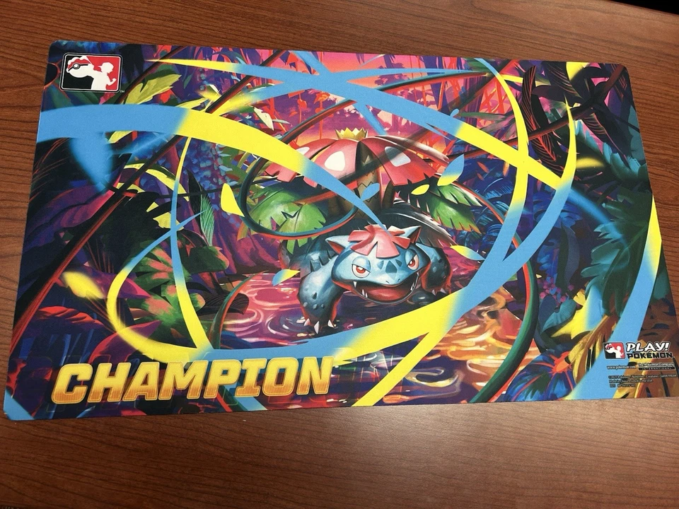 ¡Juega! Alfombra de juego Pokemon Mega Venusaur Ex League Champion. Foto 1 de 1