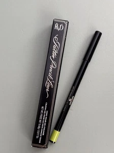 Delineador lápiz tatuaje KVD Beauty gel de larga duración - 130 verde radio 0,5 g - Imagen 1 de 5