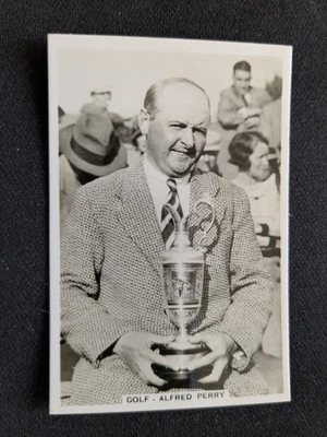 1935 Pattreiouex Sporting Events & Stars Card # 18 Alfred Perry RC - Golf (EX) - Image 1 of 3