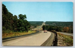 Postcard Wilbur Cross Parkway Connecting, Milford, CT to MA State Line Highway  - Picture 1 of 2