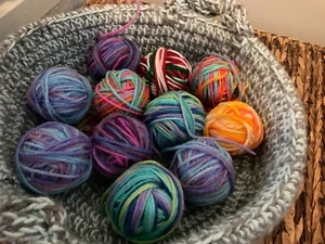 6.2 ounces mixed multi colored variegated yarn lot of 11 balls of scrap yarn - Picture 1 of 3