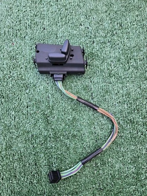 04 05 06 07 08 克莱斯勒 Pacifica 右乘客侧电源座椅调节开关 — 第 1/4 张图片