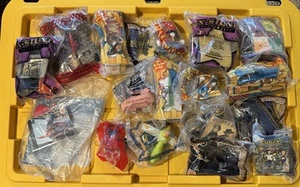 Lote de 19 piezas de juguetes de comida vintage de los 90 Burger King para niños Spider-Man Bug Riders nuevos en paquete - Imagen 1 de 8