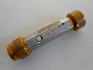 1- 17/32  -  32 THREAD PLUG GAGE , GO,NO GO - Picture 1 of 1