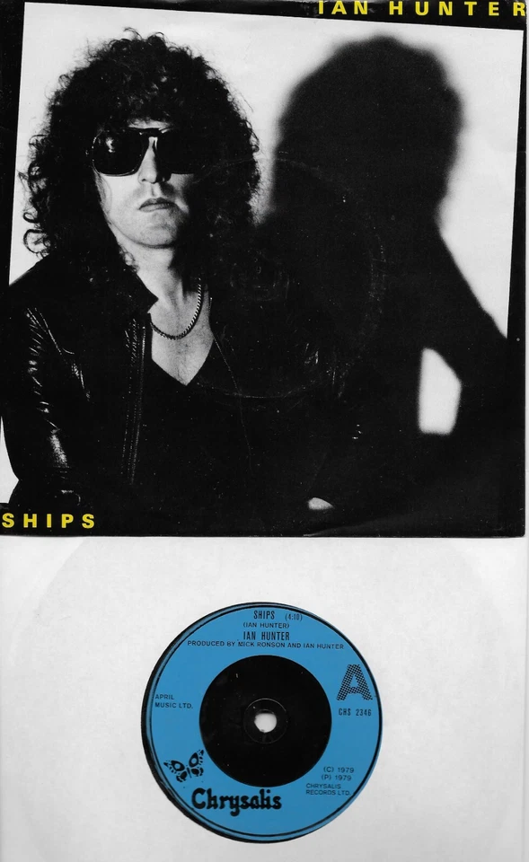 IAN HUNTER  Ships / Wild East  UK Import 45 with PicSleeve  MOTT THE HOOPLE - Imagem 1 de 1