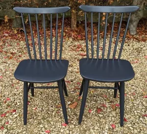 X2 1960's SOLID ELM ERCOL STYLE STICK BACK DINING CHAIRS PITCH BLACK F'W & B'LL - Picture 1 of 2