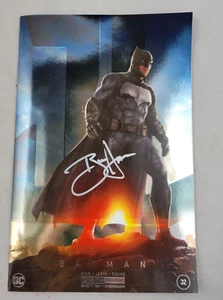 DC Comics Batman # 32 (2017) Convention Foil Variant SIGNED Ben Affleck BAS READ - Picture 1 of 6