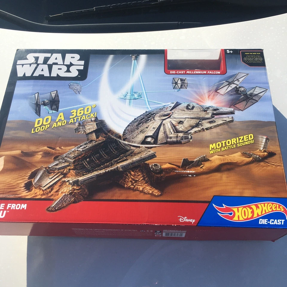 Coleccionable Star Wars Hot Wheels Escape From Jakku Millennium Falcon Nuevo  Foto 1 de 4