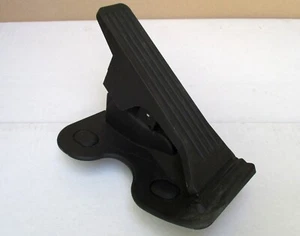 Mazda 3 2017 2018 2019 Pedal Accelerator GHK341600 - Foto 1 di 9