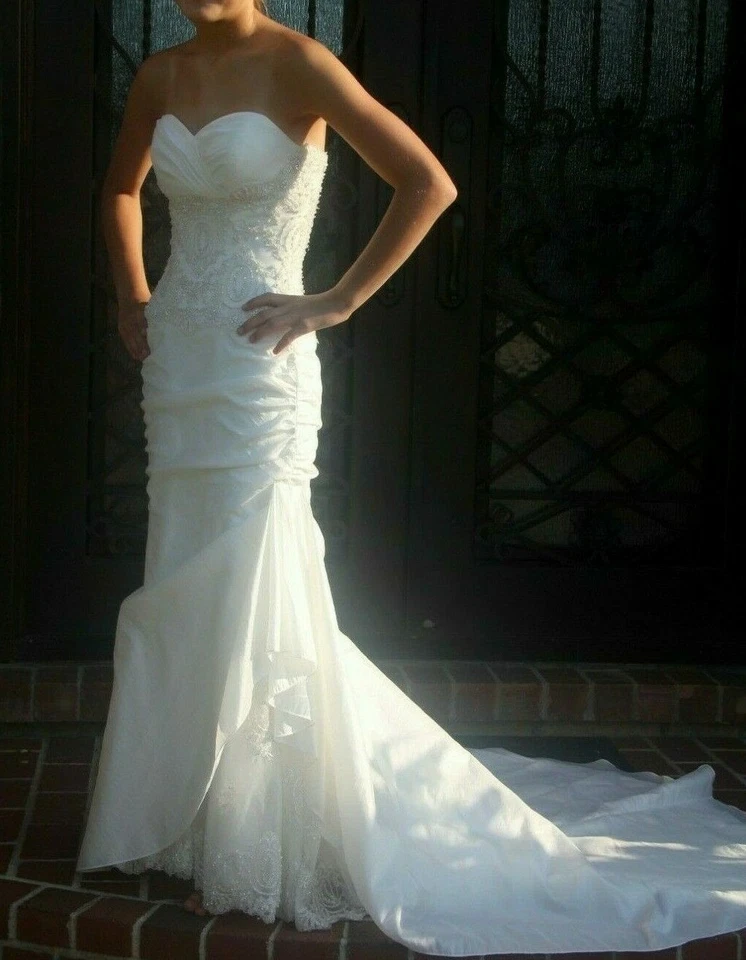 Vestido de novia $1200 Sottero and Midgley de Maggie Sottero talla 2 ceñido al cuerpo Foto 1 de 4