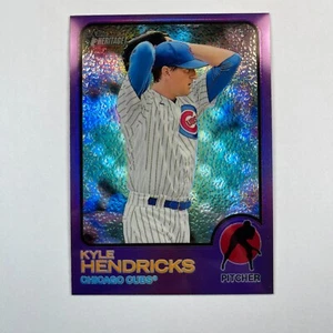 2022 Topps Heritage Chrome Purple Refractor #235 Kyle Hendricks Chicago Cubs - Picture 1 of 2