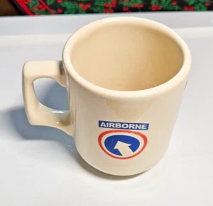 Vintage US Army Airborne Mug White 530th Supply and Support Unit Crest - Picture 1 of 4