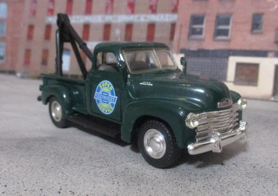 Camión de remolque Chevrolet 3100 1953 Road Champs en verde oscuro escala 1:43 diecast Foto 1 de 4