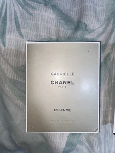 Chanel - Picture 1 of 4