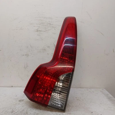 Задний фонарь в сборе со стороны пассажира Volvo V50 S40 2008-2012 N/S 30744543 - Изображение 1 из 3