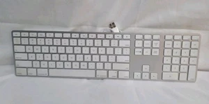 Apple Keyboard A1243 Silver And White - Picture 1 of 11
