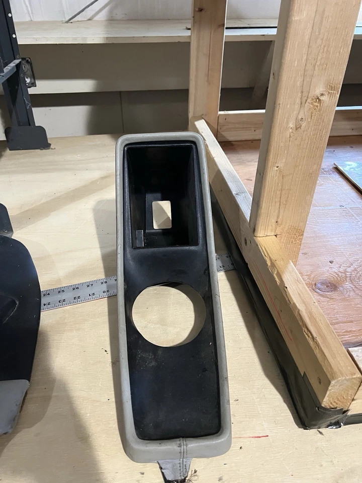 Porsche 911 930 Carrera 1983-1989 consola central cuero gris Foto 1 de 1