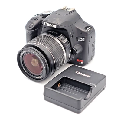 Cámara réflex digital Canon EOS Rebel T1i 15,1 MP con EF-S IS 18-55 mm F/3,5-5,6 IS - #2 - 401 Foto 1 de 4