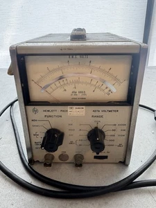 Vintage Hewlett Packer Voltmeter 427a W/Power Cord Tested Works - Picture 1 of 7