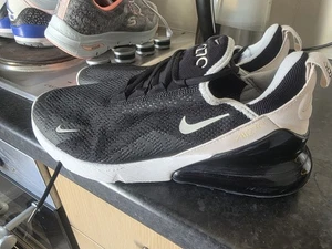 Nike Air Max 270 schwarz/beige UK,5 sehr guter Zustand - Bild 1 von 5