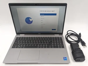 Dell Latitude 5520 15.6" i7-1185G7 24GB DDR4 512GB SSD Windows 11 - Picture 1 of 9
