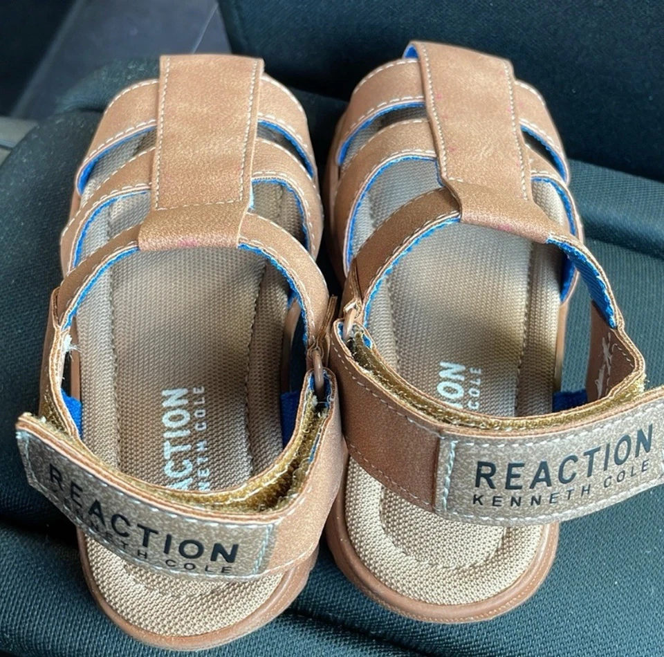Sandalias de pescador Kenneth Cole Reaction Benjamin Casey para niños - talla 8 para niños pequeños Foto 1 de 4