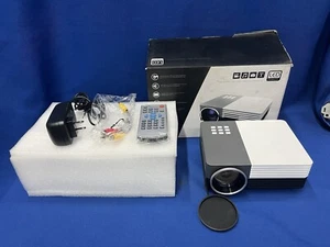 LED High-Resolution Mini Projector TFT LCD 1080 Pixels HD Multimedia - Picture 1 of 7