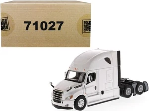 1/50 Diecast Masters Freightliner New Cascadia Sleeper Cab Truck Tractor 71027 - Picture 1 of 1