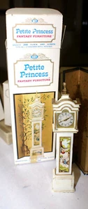 Petite Princess Fantasy Furniture- Grandfather Clock and Screen in Original Box - Bild 1 von 2