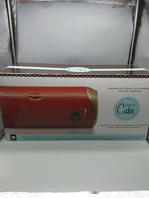 CRICUT CAKE / Personal Electronic Cutting Machine for Cake Decorating Red CCA001 - Image 1 of 4