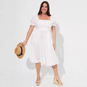 Nuevo Vestido Torrid Midi Popelina Fruncido Corpiño Ajuste N' Acampanado - Imagen 1 de 11