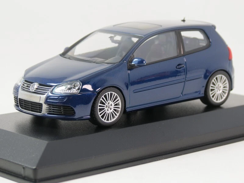 VOLKSWAGEN VW GOLF V R32 2005 BLU MAXICHAMPS 940054501 1 43 MK5 MKV 5 LHD
