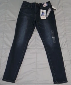 New Ymi Women Jeans Denim Medium Wash Skinny Fit Jeans Size 5 See Video - Picture 1 of 4
