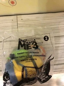 Despicable Me 3 Spielzeug #2 Rocket Racer Minion McDonalds 2017 Happy Meal Toys - Bild 1 von 6