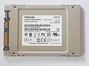 128 GB SATA III Toshiba THNSNH128GCST SSD 2D-NAND MLC 2.5 " Internal Hard Drive - Picture 1 of 1